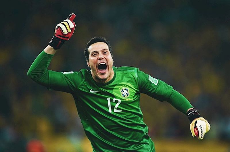 Julio Cesar, một thủ môn huyền thoại của Brazil